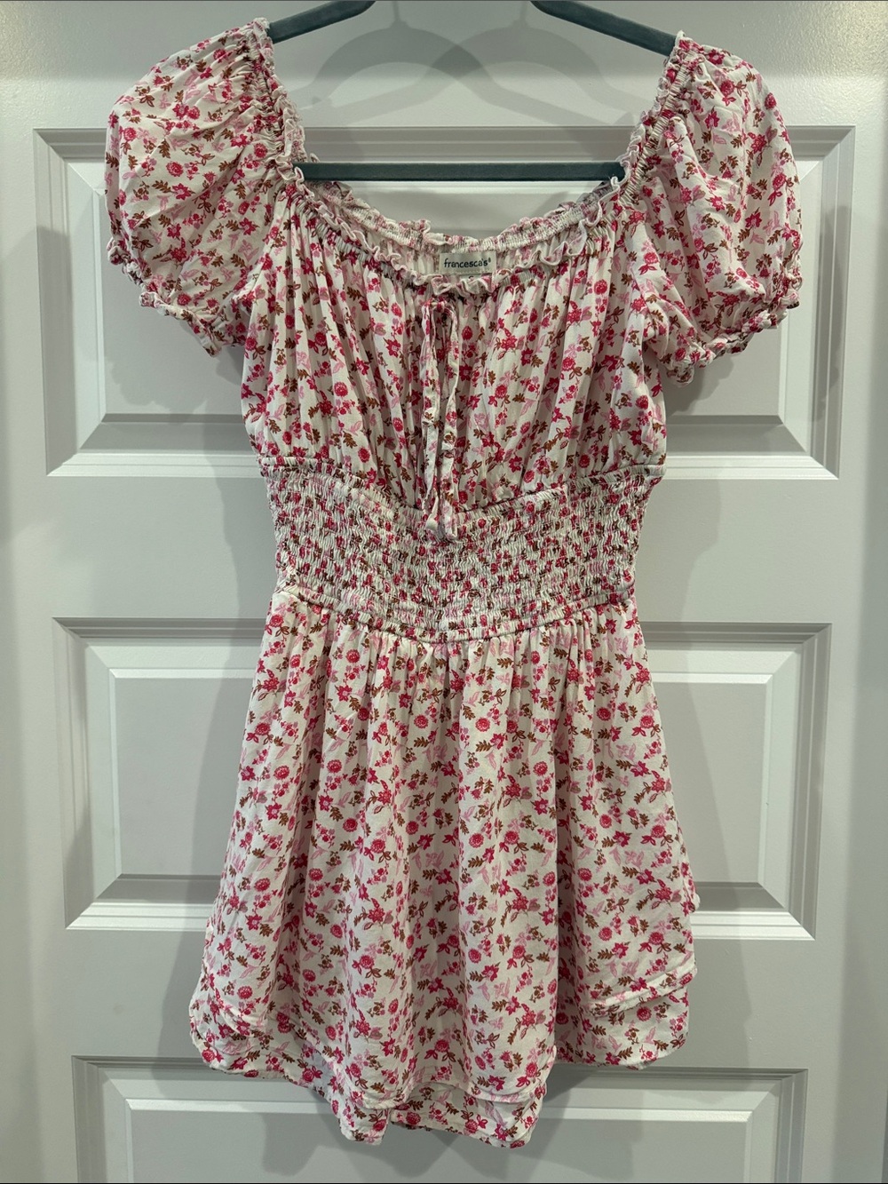 Francesca's Collections Pink Floral Puff-Sleeve Women’s Romper